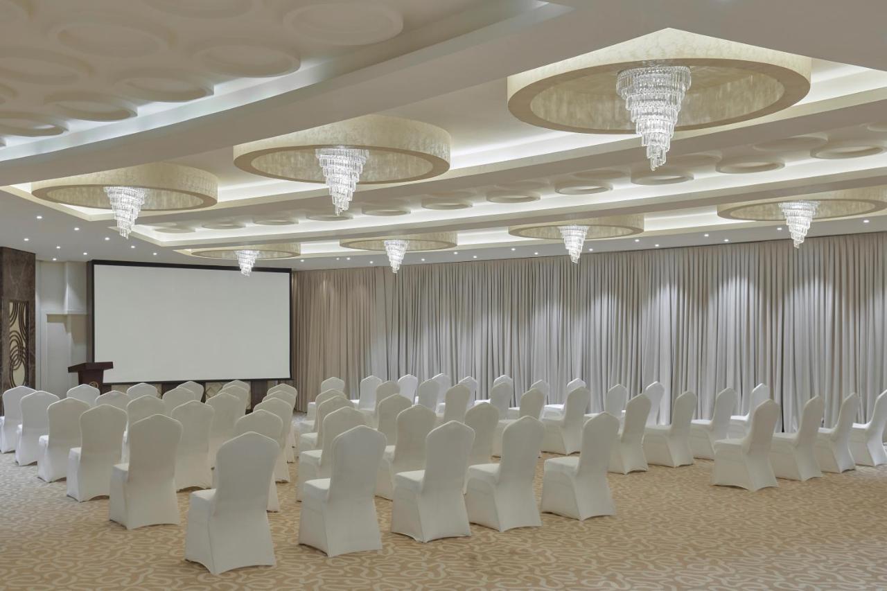 Crowne Plaza Riyadh Palace By Ihg Buitenkant foto
