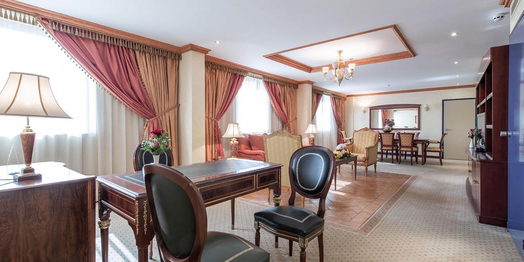Crowne Plaza Riyadh Palace By Ihg Buitenkant foto