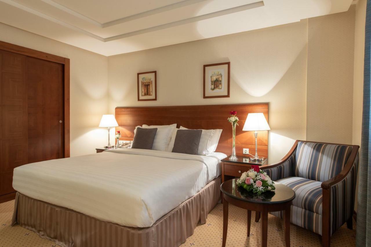Crowne Plaza Riyadh Palace By Ihg Buitenkant foto